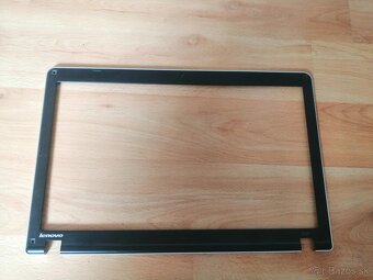 Lenovo ThinkPad Edge E520 /1143-37G - 4