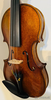 Predám krásne 4/4 husle Antonio Stradivari model. - 4