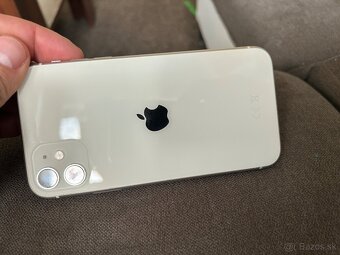 IPhone 11 64GB - 4