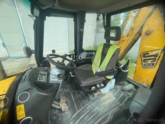 JCB 4CX rýpadlo- nakladač - 4