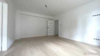 Kompletne prerobený 2 Izbový byt na predaj (63m2) - 4
