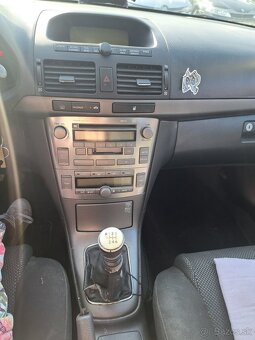 Toyota avensis - 4