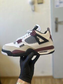 Paris Saint-Germain x Air Jordan 4 Retro 'Bordeaux' - 4