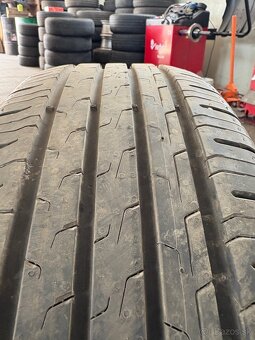 Pneu 215/55R17 - 4