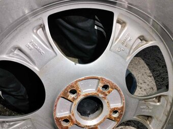 4ks alu disky orig. VW 5x112 r18 pneu 225/40 r18 - 4