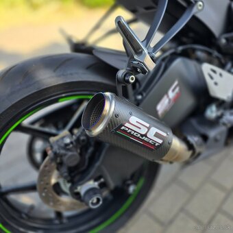 Kawasaki ZX6R čierna 2025 - 2380 km - SC Project - 4