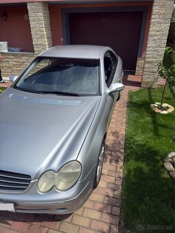 Mercedes-Benz - 4