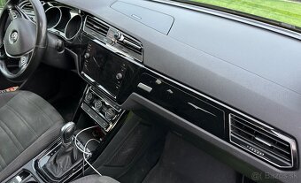 Volkswagen Touran 2.0TDI - 4