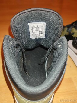 Predám čierno zelené Nike Jordan 1 mid - 4