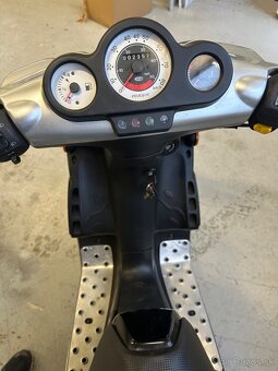 Peugeot speedfight 2 - 4