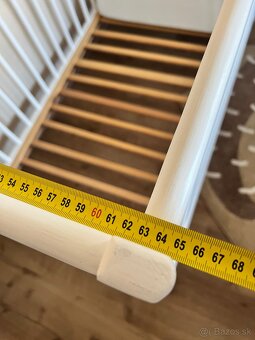 Detská drevená postieľka s matracom - 4