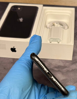 Apple iPhone 11 64 GB Black / nová batéria - 4