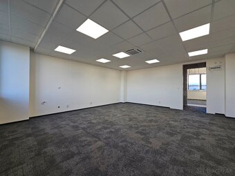 Na prenájom- sklady a garáže- Rozvojová ulica, Košice - 4