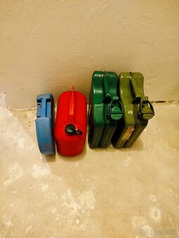 BANDASKY NA PALIVO A SNEŽNÉ REŤAZE - 4