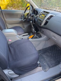 Toyota Hilux pick up - 4