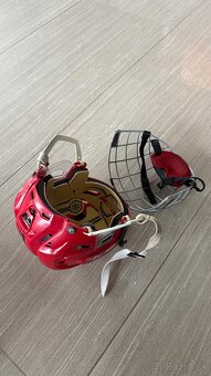 Hokejová prilba - 4