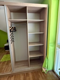 Satnikova skrina - 4