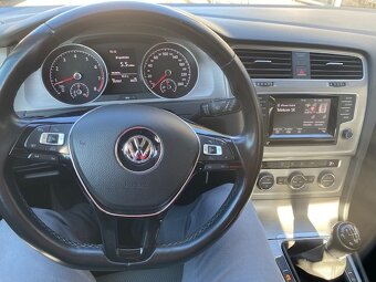 Predám maximálne zachovalý Volkswagen Golf VII - 4