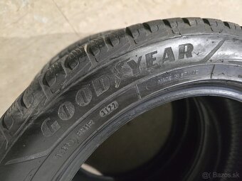 Zimné Pneu GoodYear 215/55 R17 - 4