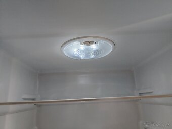 Chladnička s mrazničkou - 4