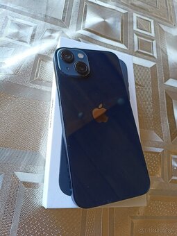 Predám IPhone 13 128gb - 4