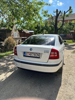 Skoda octavia 2, 1,6 75kw - 4