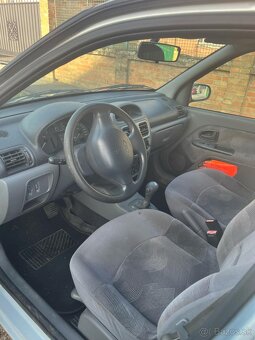 Renault Clio 1.6 Benzín Automat - 4