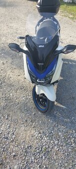 Honda Forza 125 - 4