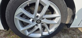Seat Leon FR 2.0TDI 110kW DSG ( Top Stav ). - 4