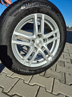 alu R16 5x112, zimné pneu 215/60, Superb, Ateca, Passat - 4