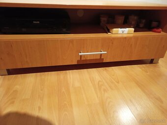 Nábytok do obývačky alebo kancelárie - 4