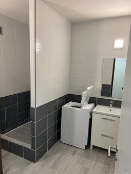 Prenájom 2 izbového bytu - 4