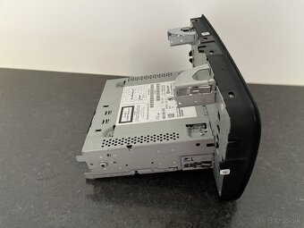 Rádio Swing+ Skoda Octavia 3 - 4