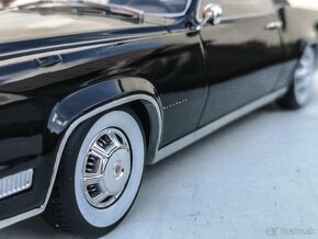 Cadillac Eldorado 1967 1:18 Bos models - 4