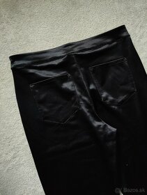 H&M lesklé nohavice veľkosť S - 4
