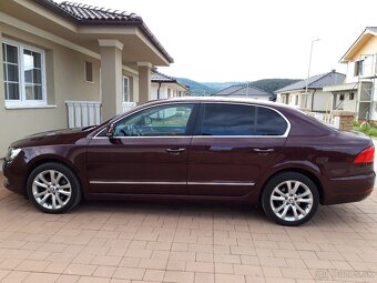 Škoda Superb - 4