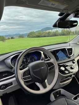 Chrysler Pacifica Limited Edition - 211 kw - 4
