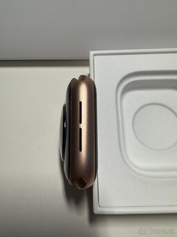Apple Watch SE Rose Gold - 4