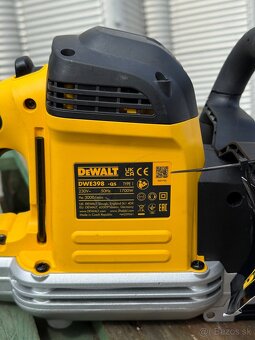 Píla na tehlu Dewalt - 4