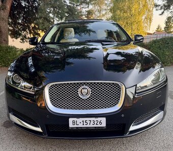 Jaguar XF 3.0D Premium Luxury 177kw 2013 (full výbava) - 4