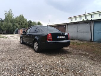Škoda Superb 2.8 V6 LPG - 4
