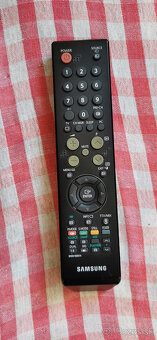 TV Samsung LE27S71BXIXEH - 4