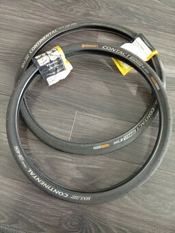 Predám pneu 20x1.10" - 4