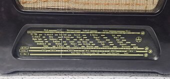 "Accord" 》Tesla 401U 》Starožitné elektronkové radio 》bakel - 4