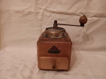 Starožitný mlýnček na kávu 4ks - 4