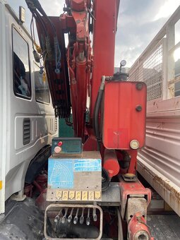 Iveco 130E18 eurocargo hydraulická ruka - 4