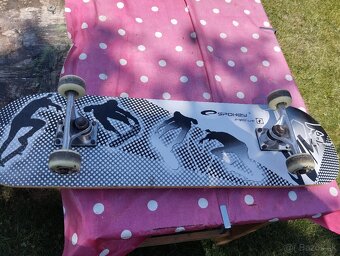 Predám nový nejazdený skateboard - 4