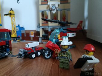 Lego city 60216-hasicsky zbor - 4