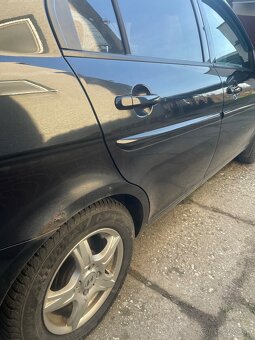 Hyundai Accent 1.5 CRDI - 4