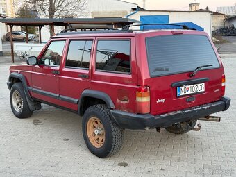Jeep Cherokee xj - 4